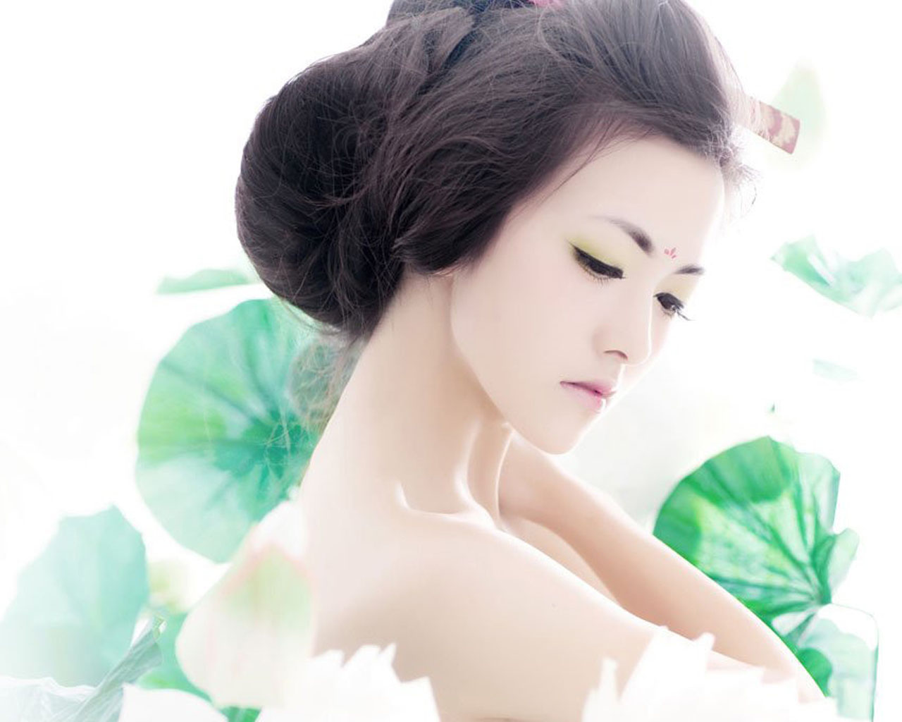 他的欢欲经历未审核版